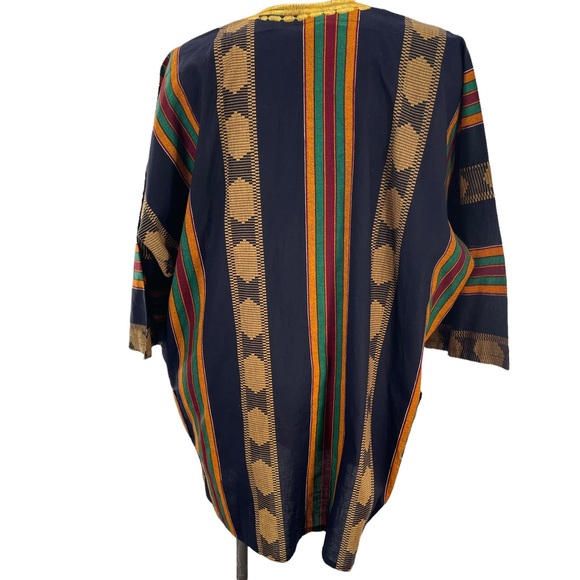 African Inspired Tunic w/ Sides Pocket with Heavy Embroidery - Picture 2 of 10